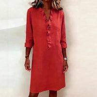 Calyra™-Kleid mit Rüschen am Ausschnitt und Eleganter Passform in Rot
