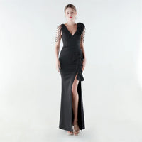 Aurielle™ Kleid mit Verziertem Schulterdesign und Premium-Verarbeitung in Schwarz