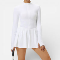 Jana | Damen Sportkleid Langarm Stehkragen Integrierte Shorts Aktiv in Weiß