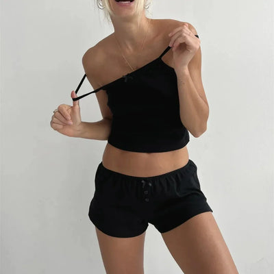 Wiebke - Nachtwäsche-Set aus Baumwolle mit Armellosen Spitzen-Cami-Tops und Geblümten Shorts für Frauen
