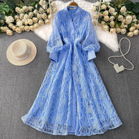 Imperial™ Spitzenkleid mit Puffärmeln in Blau