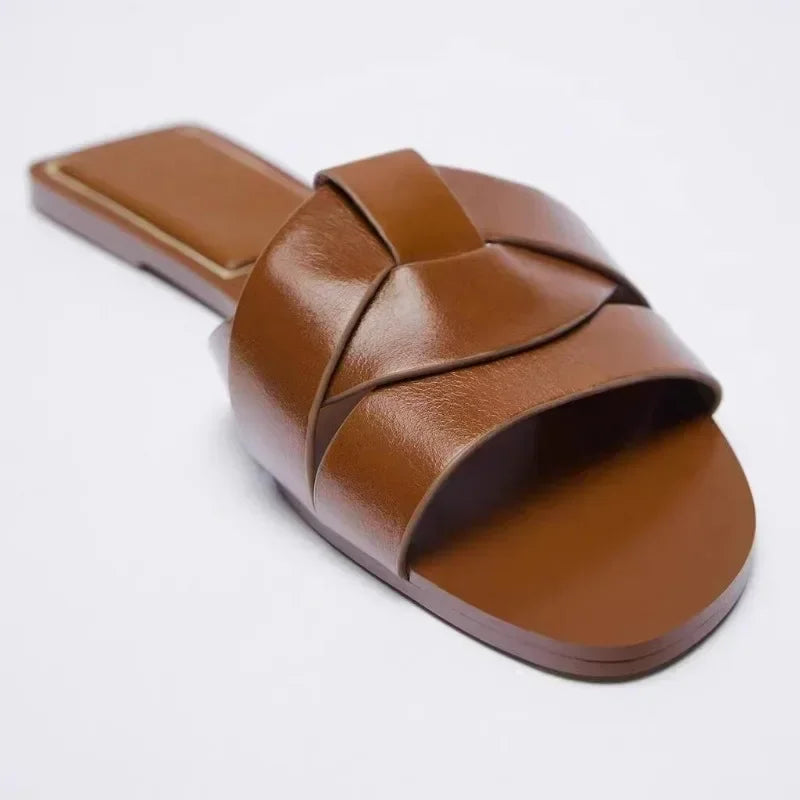Nadiany | Chique Geflochtene Slip-On Sandalen