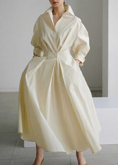 Hannelore - Elegantes Damenkleid aus Baumwolle mit Peter-Pan-Kragen und Taschen