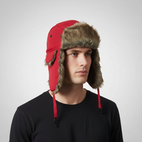 Trappermütze mit Ohrklappen - winddicht und warm in Rot
