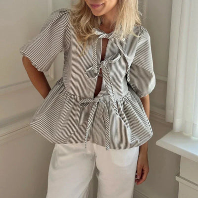 Brunelle® | Vintage gestreifte Bluse mit Schleife