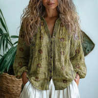 Ronja | Bestickte Bluse mit Blumenmotiven in Helles Olivgrün