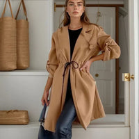 Nordlicht™-Mantel aus Geripptem Strick mit Verstellbarer Passform / Schicker Minimalismus, der Jedes Outfit Aufwertet! in Kaffee