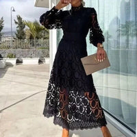 Leonor™-Kleid aus handgefertigter Spitze mit feiner Verarbeitung / Luxuriöse Eleganz mit Haltung und Klasse! in Schwarz