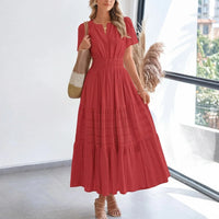 Floriana™ Kleid mit Stufenrock und Betonter Taille in Rot