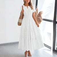 Floriana™ Kleid mit Stufenrock und Betonter Taille in Weiß