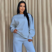 Isys™ Sweat-Set mit cleanem Look und Premium-Komfort in Hellblau
