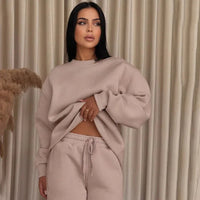 Isys™ Sweat-Set mit cleanem Look und Premium-Komfort in Beige