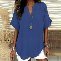 Maya™ Bluse mit Zart Gerundetem Saum und V-Ausschnitt mit Cut-out in Blau