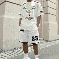 Magnus™ Set mit Jersey-T-Shirt und Shorts, sportlich & vom Motorsport inspiriert in Weiß