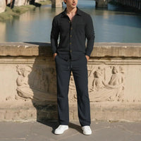 Monte Carlo™ Set mit leichter Textur und Hose mit verstellbarem elastischem Bund in Schwarz