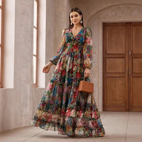 Orphélia™-Kleid mit Luxuriösem Kunstdruck und Fließenden Lagen in Mehrfarbig Floral
