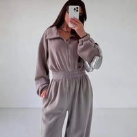 Vancouver™ Sweat-Jumpsuit mit Stehkragen und definierter Taille in Hellgrau