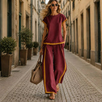 Lissara™-Set mit Minimalistischer Bluse und Einer Hose mit Figurbetonenden Schnitten in Bordeauxrot