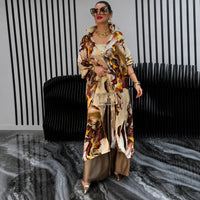 Odette™ Set mit Langer Bluse im Printdesign und Weiter Hose mit Fließendem Fall in Gold