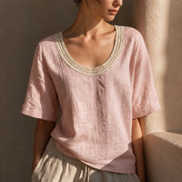 Bluse Alma™ mit Leinen-Baumwoll-Mix und Häkel-Ausschnitt in Rosa