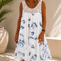 Kleid Linden™ mit Spitzeneinsatz, Blumenmuster und Weitem Schnitt in Weiß