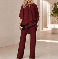 Celienne™ Set mit Chiffonbluse, Mullet-Saum und eleganter Hose mit geradem Schnitt / Ein kompletter Look für besondere Anlässe in Bordeaux