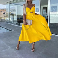 Fiora™ Kleid mit Feinem Cut-Out und Elegantem Schlitz in Gelb