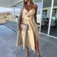 Fiora™ Kleid mit Feinem Cut-Out und Elegantem Schlitz in Beige