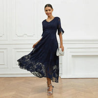 Celira™ Kleid mit Raffiniertem Floral-Design in Blau