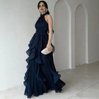 Avelora™ Kleid mit Raffiniertem Design und Eleganter Bewegung in Marineblau