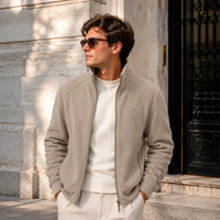 Arven™ Jacke Mit Hohem Kragen Und Lässiger Eleganz in Khaki