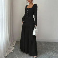 Úrsula™ Langes Kleid aus Plissiertem Strick mit Vorderer Knopfleiste in Schwarz