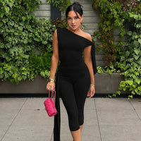 Odessa™ Set mit One-Shoulder-Bluse und Eleganter Caprihose in Schwarz