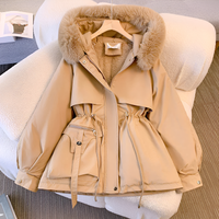Elegante Winterjacke in Khaki