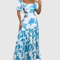 Xiomara | Damen Maxi-Kleid mit kurzen Ärmeln und Ausschnitt in Hellblau