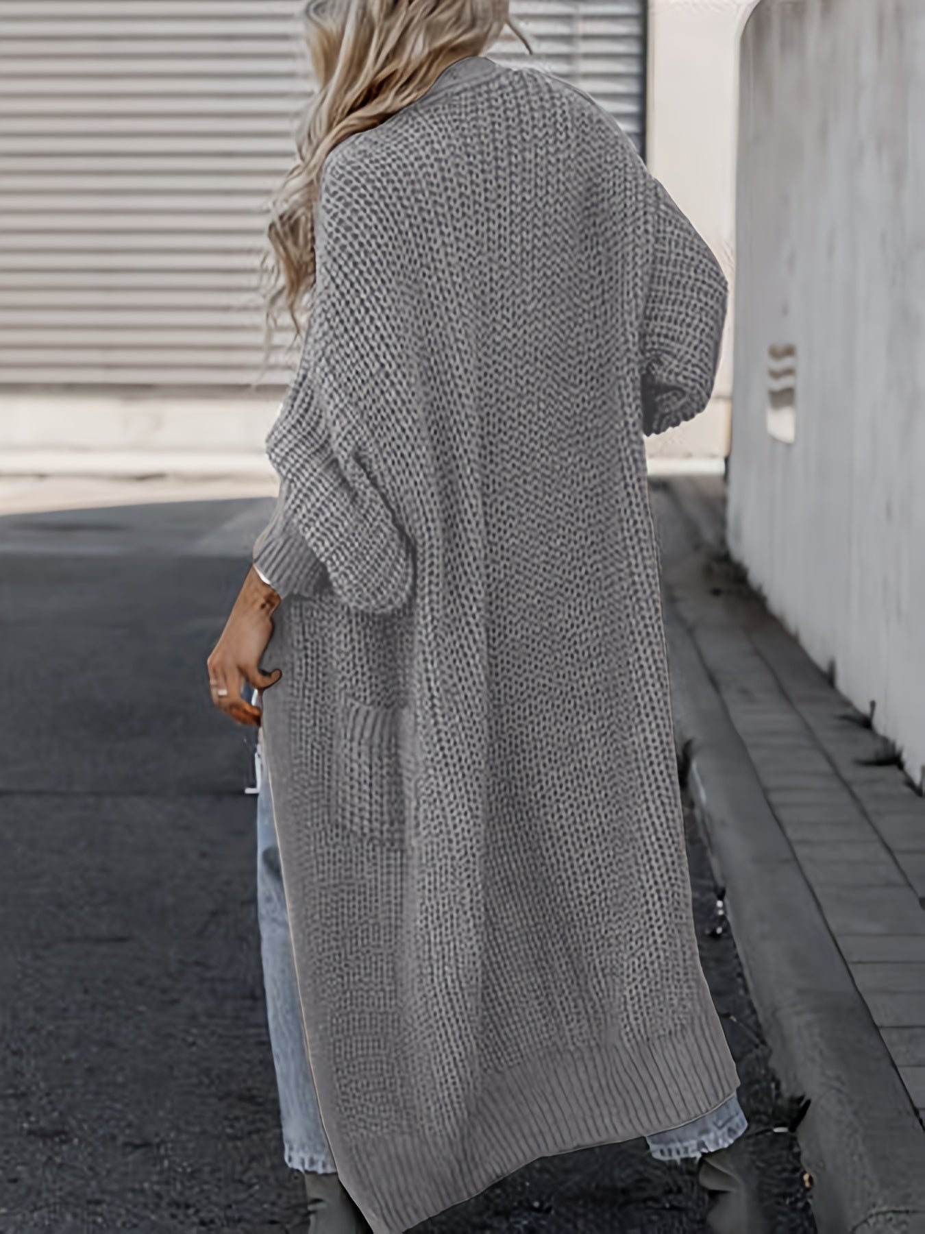 Giana - Bequeme Strickjacke aus Wolle mit praktischen Taschen für Damen