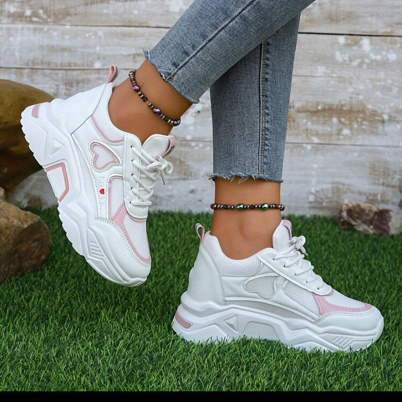 Stilvolle Sneaker mit Herzmuster auf Plateau-Sohle für Damen| Ideal für Outdoor-Aktivitäten