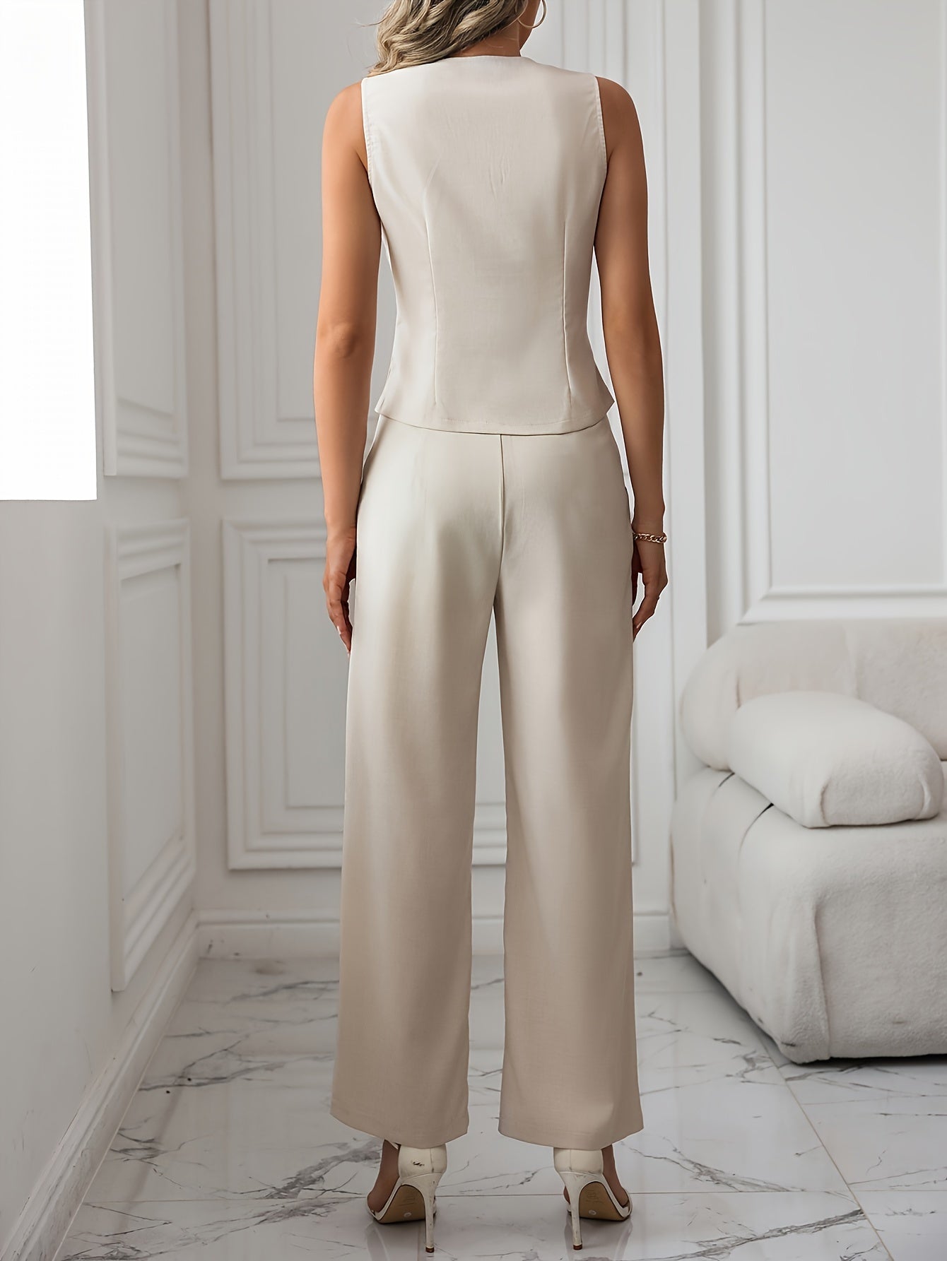 Stilvoller Business-Hosenanzug mit einreihiger Weste in Khaki für Damen | Ideal für das tägliche Tragen
