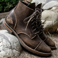 Aaron - Zeitlose und Retro-Herrenstiefel in Dunkelbraun