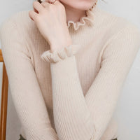 Alva - Stilvoller Damenpullover mit Rollkragen in Beige