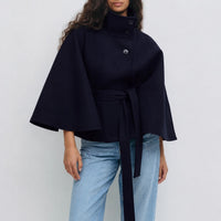 Loraine - Schicke Damenjacke mit Gürtel in Blau