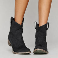 Jasmine - Modische und legere Boots in Schwarz