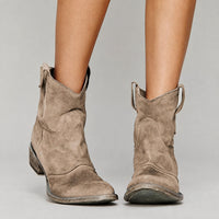 Jasmine - Modische und legere Boots in Braun