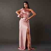 Fely - Schimmerndes One-Shoulder-Kleid in Rosa