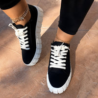 Marit - Komfortable Damensneakers in Schwarz / Weiß