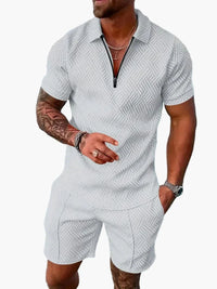 Set aus Polo und Shorts im lässigen Stil für Herren – Sommerliche entspannte Eleganz in Weiß
