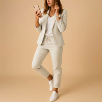 Aletha - Eleganter Damenblazer mit Hose in Cream