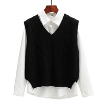 Ärmelloser Pullover mit V-Ausschnitt und gerader Form in Schwarz