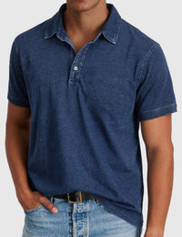 Marineblau