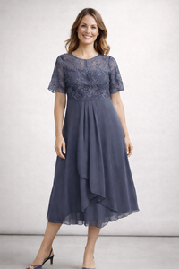Beatrice | Zartes Spitzen Chiffon Midikleid in Grau